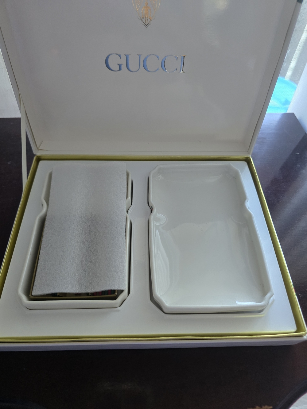 Gucci White Porcelain Cuff Link Set with Green-Red Web Stripe - Picture 5 of 5